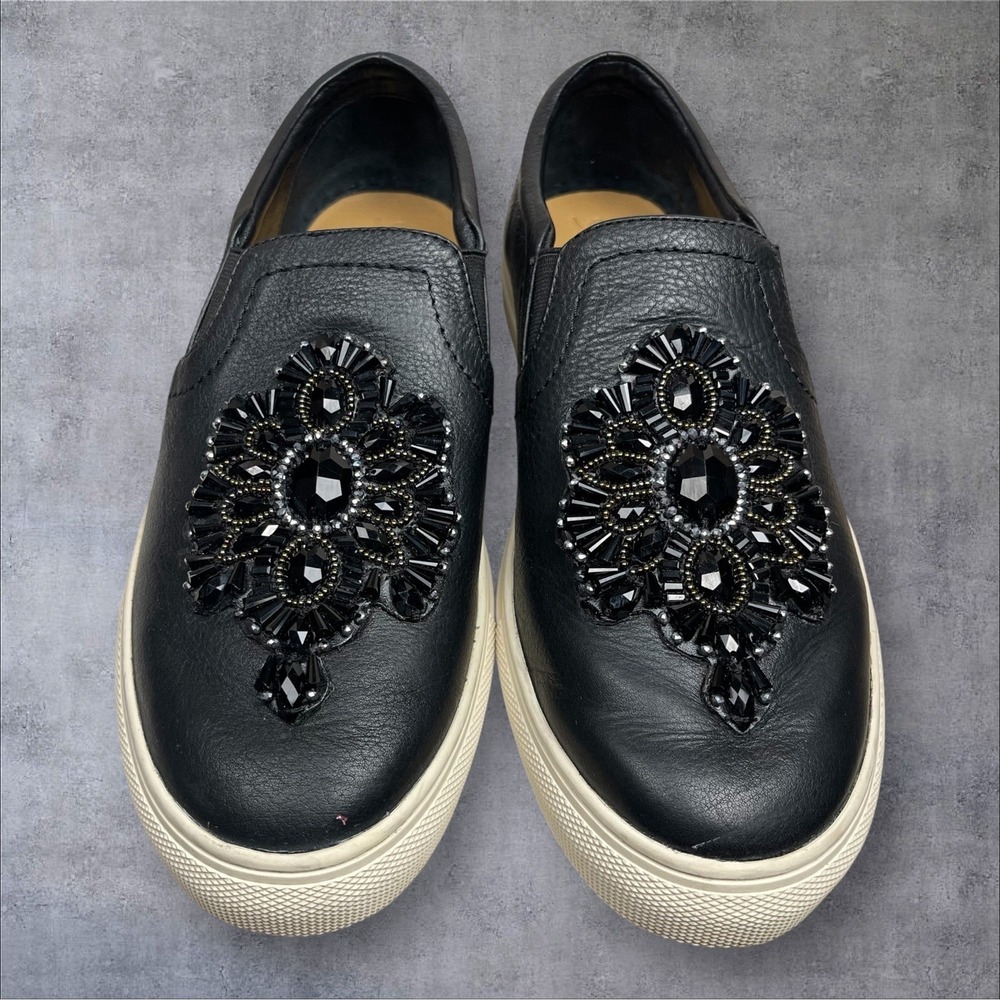 Brighton Spark Black Leather Slip On Sneaker Shoes Beaded Medallion Womens 9